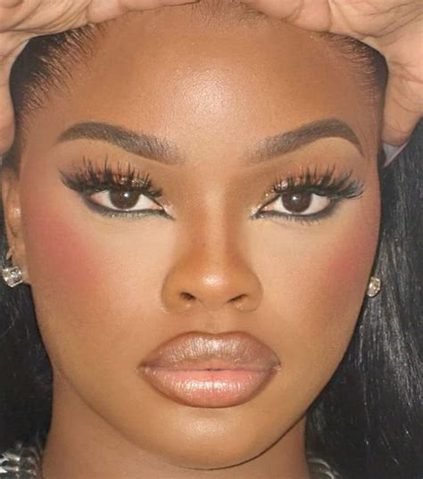 Pin By B O B Y N On Celeb Makeup Inspo In Makeup Inspiration