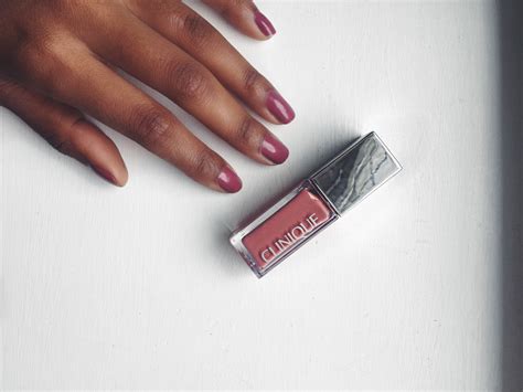 Clinique Pop Lacquer Nude Pop Review The Style Idealist