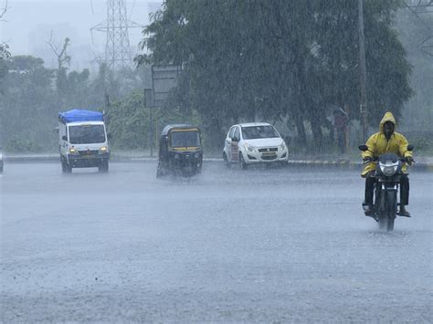 Mumbai Rain Live Updates Extremely Heavy Rains Expected In Mumbai