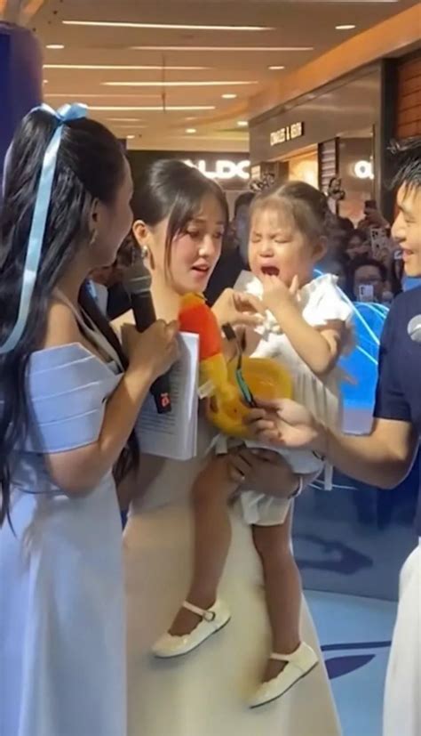 Trước khi có bé Pam vợ chồng hot girl Salim giàu và nổi tiếng cỡ nào