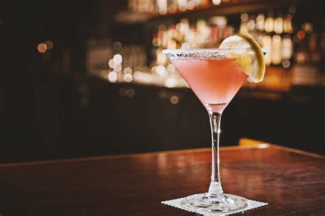 Cosmopolitan A Bebida Da S Rie Sex And The City Tem Dose Dupla Aprenda A Fazer Coquet Is