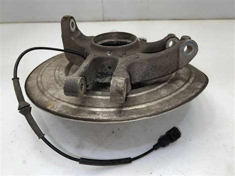 Jaguar Xf Rear Spindle Knuckle With Hub Lh Driver Side Oem