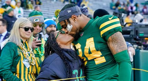 Simone Biles Reveals How She Hooked Up With Jonathan Owens