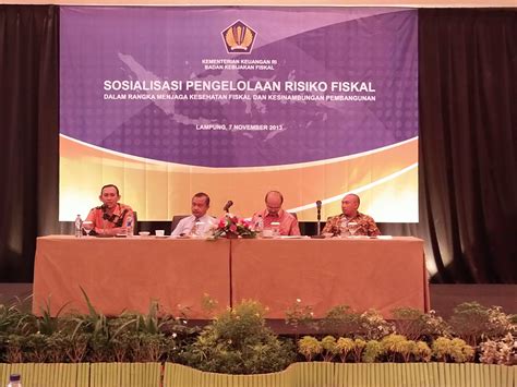 Badan Kebijakan Fiskal Sosialisasi Pengelolaan Risiko Fiskal Di