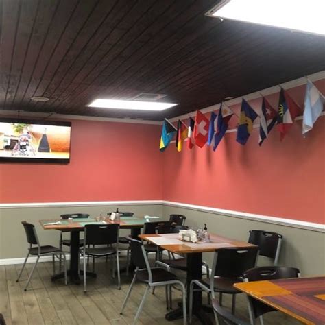 Best Restaurants in Grand Cayman - A Series - TheShyFoodBlogger