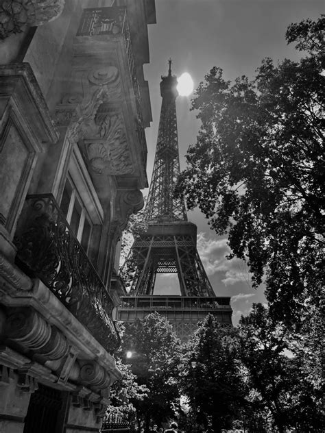 Paris in Black and White – Cafes and Alleyways