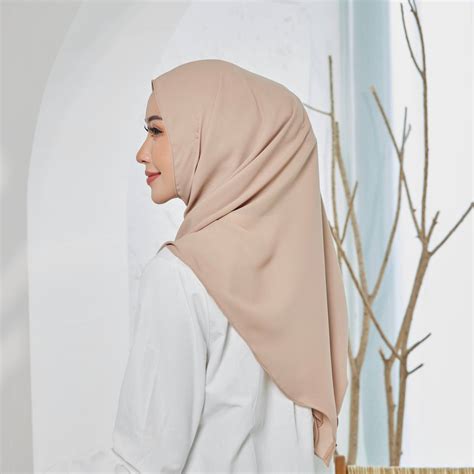 Tyra Tri Shawl Nude EYZA ESTRADA