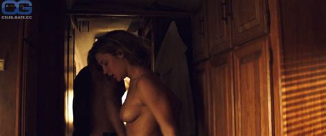 Adele Exarchopoulos Nude Pictures Photos Playboy Naked Topless Fappening