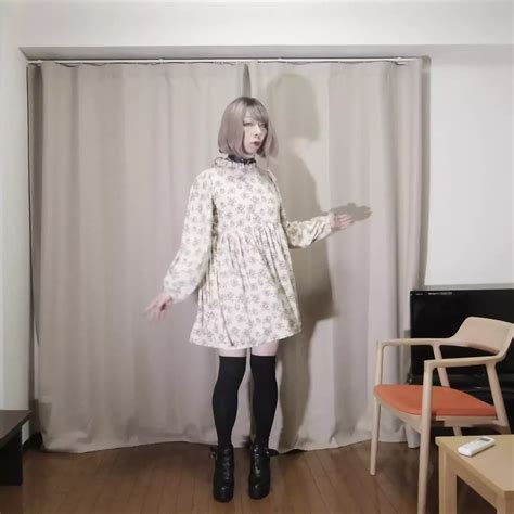 Japanese Crossdresser S Cum And Cumdrop With Floral Cutie Dress And Collared Shemale Porn