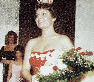 Hot Sexy Jennifer Granholm Bikini Pics