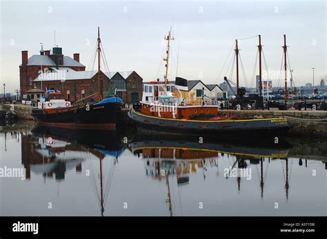 Reflections at Maritime Museum Liverpool Stock Photo - Alamy