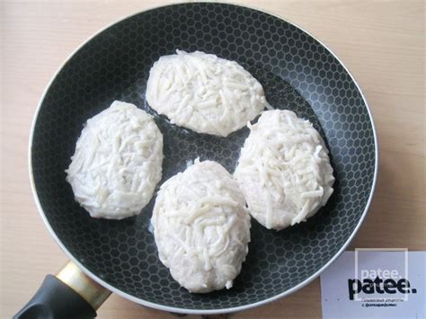 Куриные котлеты в картофельной панировке - рецепт с фотографиями ...