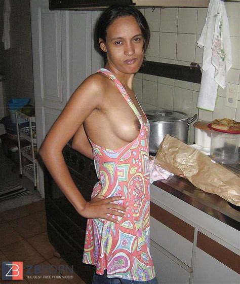 Les Salopes No Hooter Slings ZB Porn