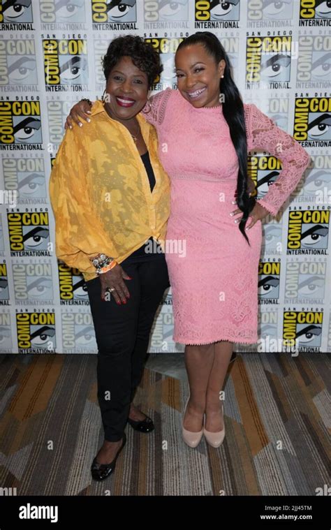 Hot Sexy Jo Marie Payton Bikini Pics