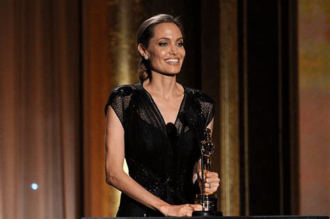 Angelina Jolie Net Worth, Age, Height, Spouse, Children, Measurements