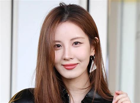 seohyun  incheon international airport kpopping