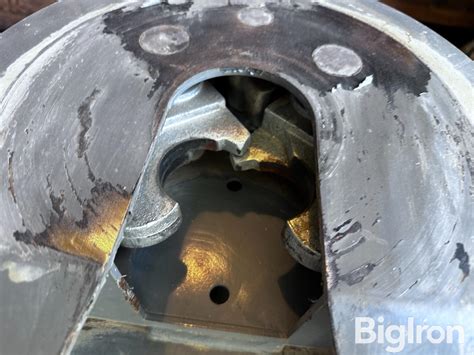 B&W Champion 5th Wheel Camper Trailer Hitch | Transportation | BigIron