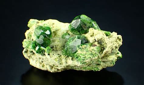 Huge Garnet Var Demantoide Rare Green Crystal On Matrix Catawiki