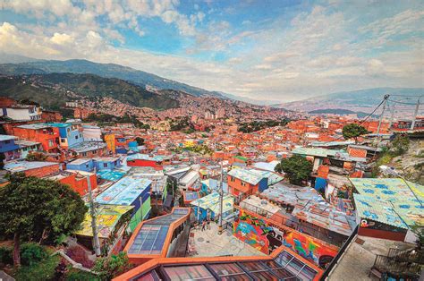 Comuna 13 Un Lugar Imperdible Que Refleja El Cambio Social De Colombia