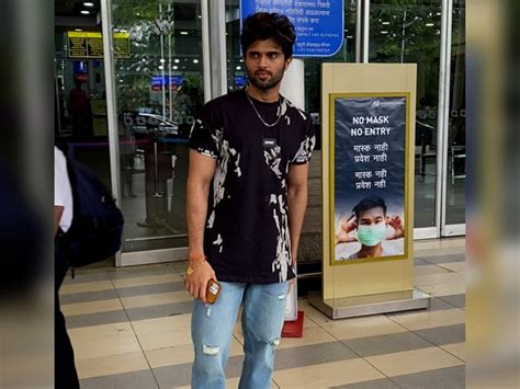 Vijay Deverakonda Latest News Photos Videos On Vijay Deverakonda