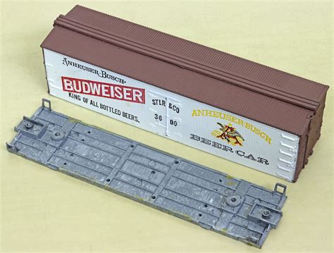 Budweiser Beer 36 wood reefer MDC ガラクタボックス