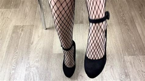 High Heeled Femdom Slave And Allows Him To Lick Her Precious Pussy XHamster