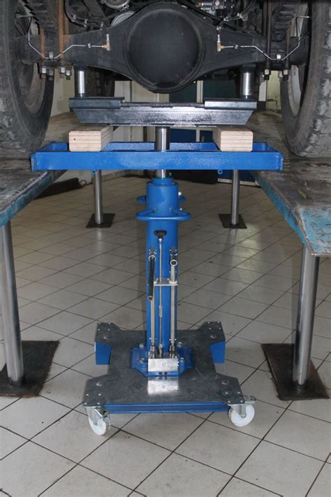 Подъемник автомобильный напольный передвижной ЧЗАО П114Е-16-2 – Купить ...