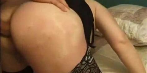 Une vieille MILF blonde se fait sodomiser profondément Tnaflix