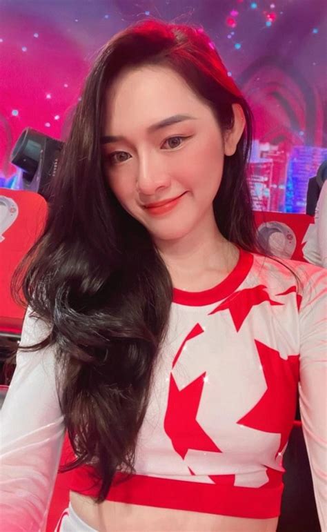 C U Th Sinh Ng L N Nh Olympia Sau N M I Kh C T M T S Ch Th Nh Hot Girl N Ng C Ng