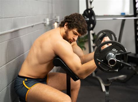 Sex In The Gym Have You Dared To Try Clark Reid Barebacks Mu Daily Squirt