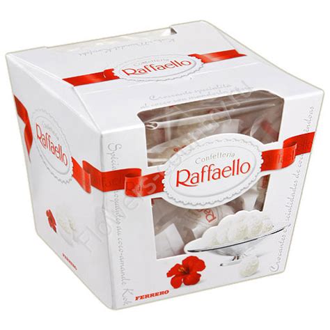 Конфеты "Raffaello" купить с бесплатной доставкой в Москве по цене 550 руб.