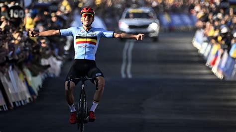 Cyclisme Le Jeune Prodige Belge Remco Evenepoel Sacr Champion Du