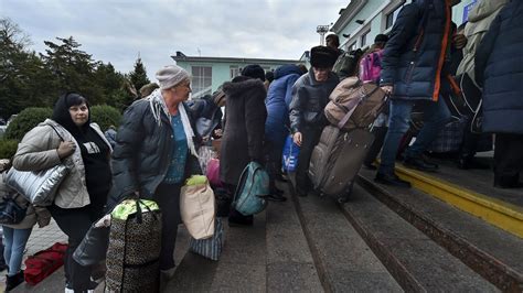 Russian Installed Authorities Order Evacuation Of Kherson Mpr News