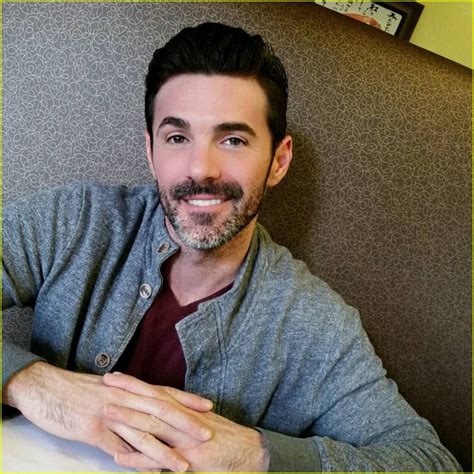 All That S Josh Server Is All Grown Up Super Hot See Him Shirtless