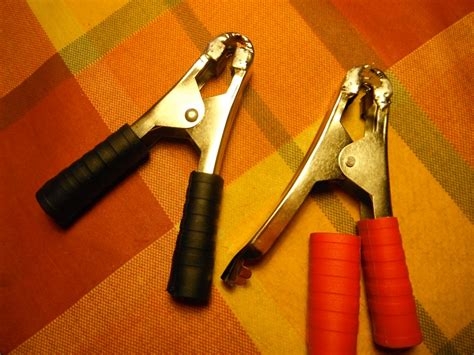 "крокодилы" для зарядного устройства — Chevrolet Niva (1G), 1,7 л, 2011 ...