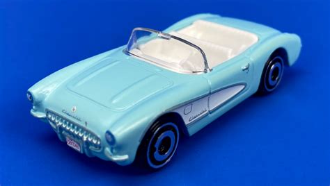 Машинка Базова Hot Wheels 1956 Corvette Barbie The Movie Screen Time 1 64 HKK87 Light Blue