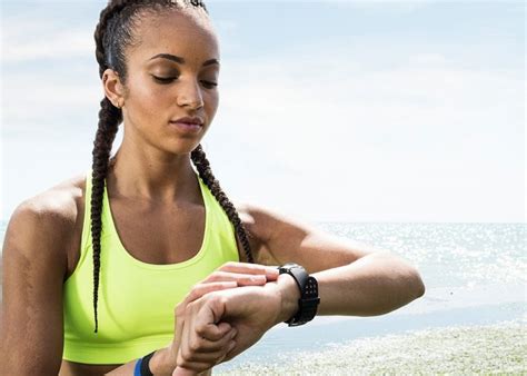 Best Fitbit Fitness Trackers For Women 2022 Barkingdrum