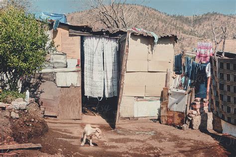 «House In Poverty» del colaborador de Stocksy «PER Images» - Stocksy