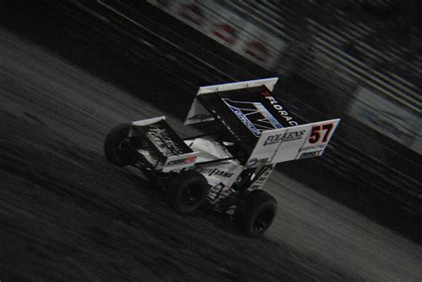 Kyle Larson Passes Rico Abreu Late for Thursday Knoxville Nationals