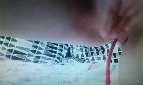 Une Belle Blonde Squirte Xhamster