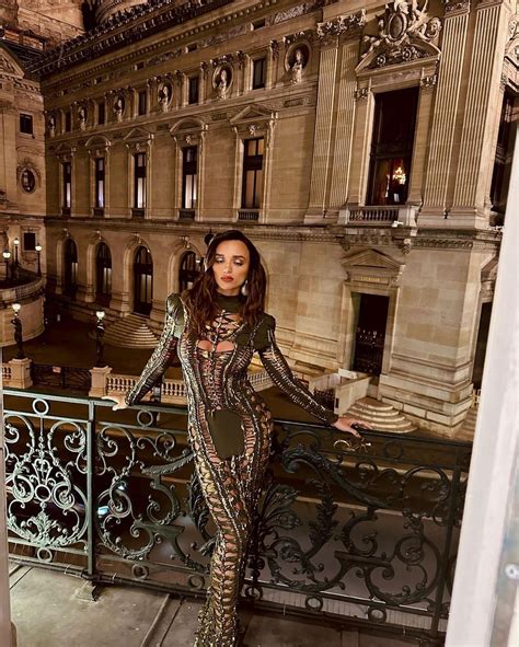 Rafa Kalimann Posa Poderos Ssima Lingerie Diferentona E Brilhante