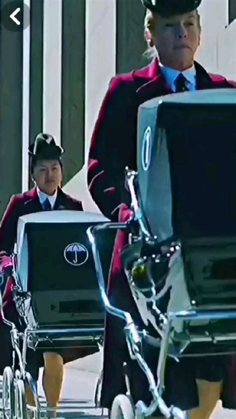 Unbrella Academy Hot Actors Under My Umbrella Best Umbrella