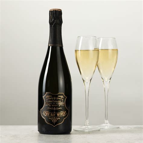 Blanc De Blancs English Sparkling Wine Lyme Bay Winery