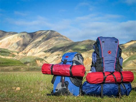 Perlengkapan Naik Gunung Yang Perlu Dibawa