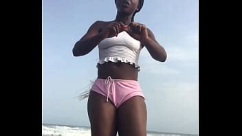 Crazybitch Twerking Hard In Sexy Clothes Outdoor On The Beach Xvideos