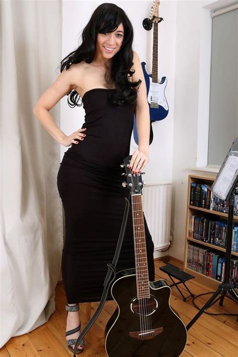 Year Old Tracy Rose Exclusive MILF Pictures From AllOver