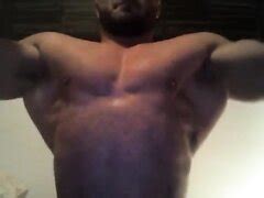 Perfect Bearded Musclebeast Flexing Naked Thisvid