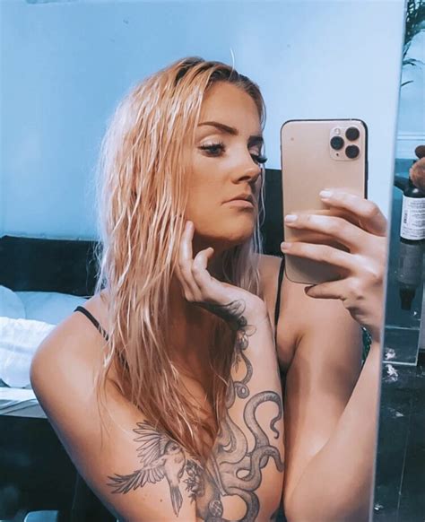 Hot Sexy Nellie Krokstad Bikini Pics