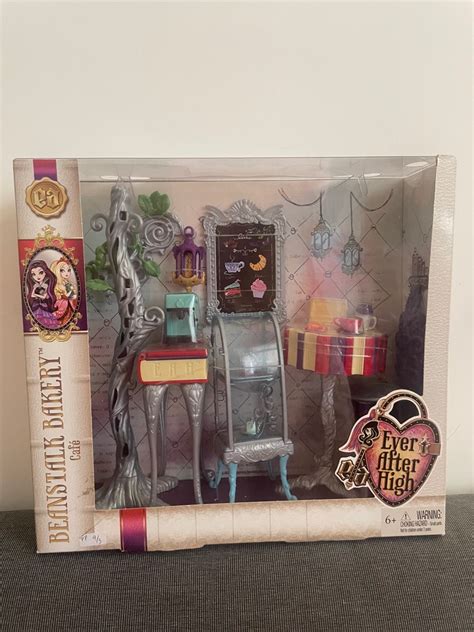 Ever After High Book End Hangout Beanstalk Bakery Playset