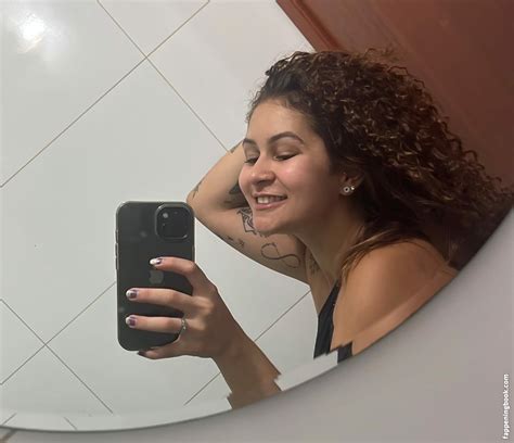 Vbeatrizz Beasouza Vbeatrizz Nude OnlyFans Leaks Fappening FappeningBook